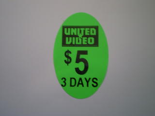 40x25 Oval Pricing Label - Day Glow green